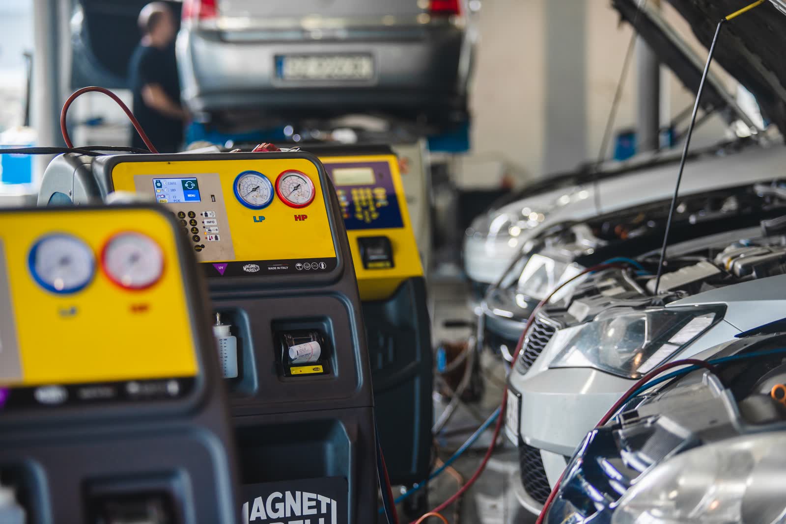 Arval Center MOTOER - usługa wymiana termostatu (strefa przyjęcia)