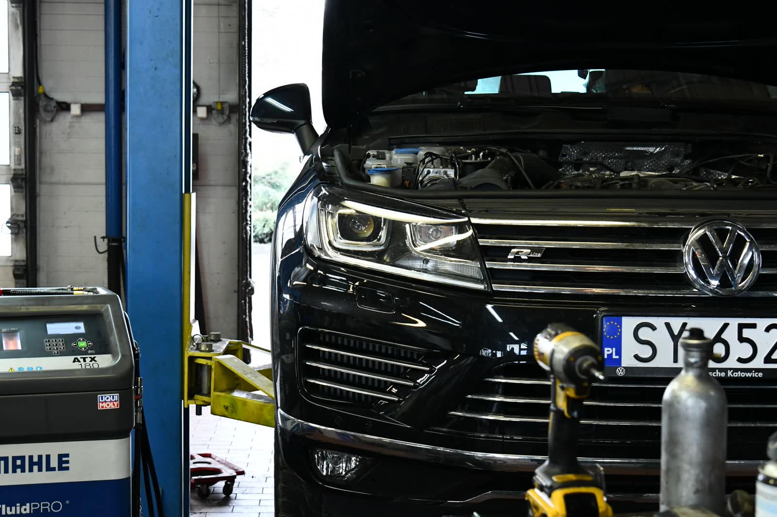 Arval Center MOTOER - usługa wymiana łączników stabilizatora (strefa przyjęcia)