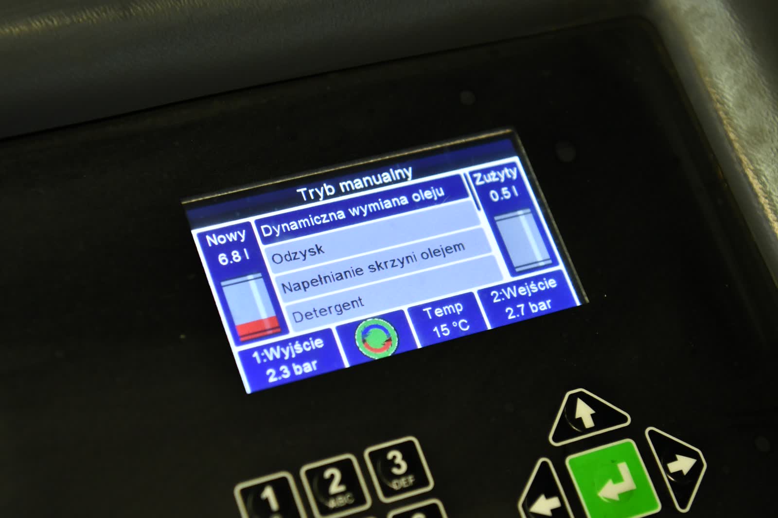 Arval Center MOTOER - obsługa kierowców z Sosnowca (hala serwisowa)