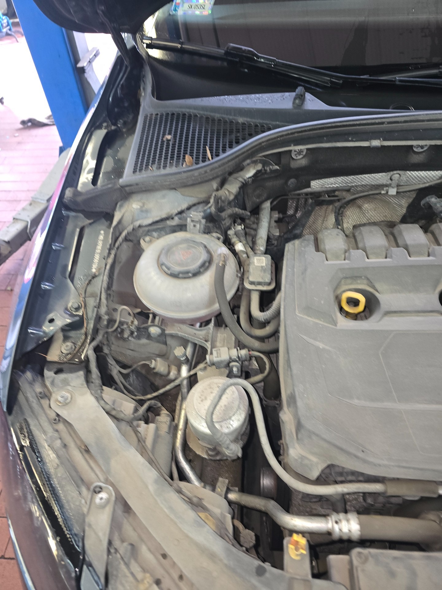Informacja o wymianie oleju - SKODA OCTAVIA III Combi