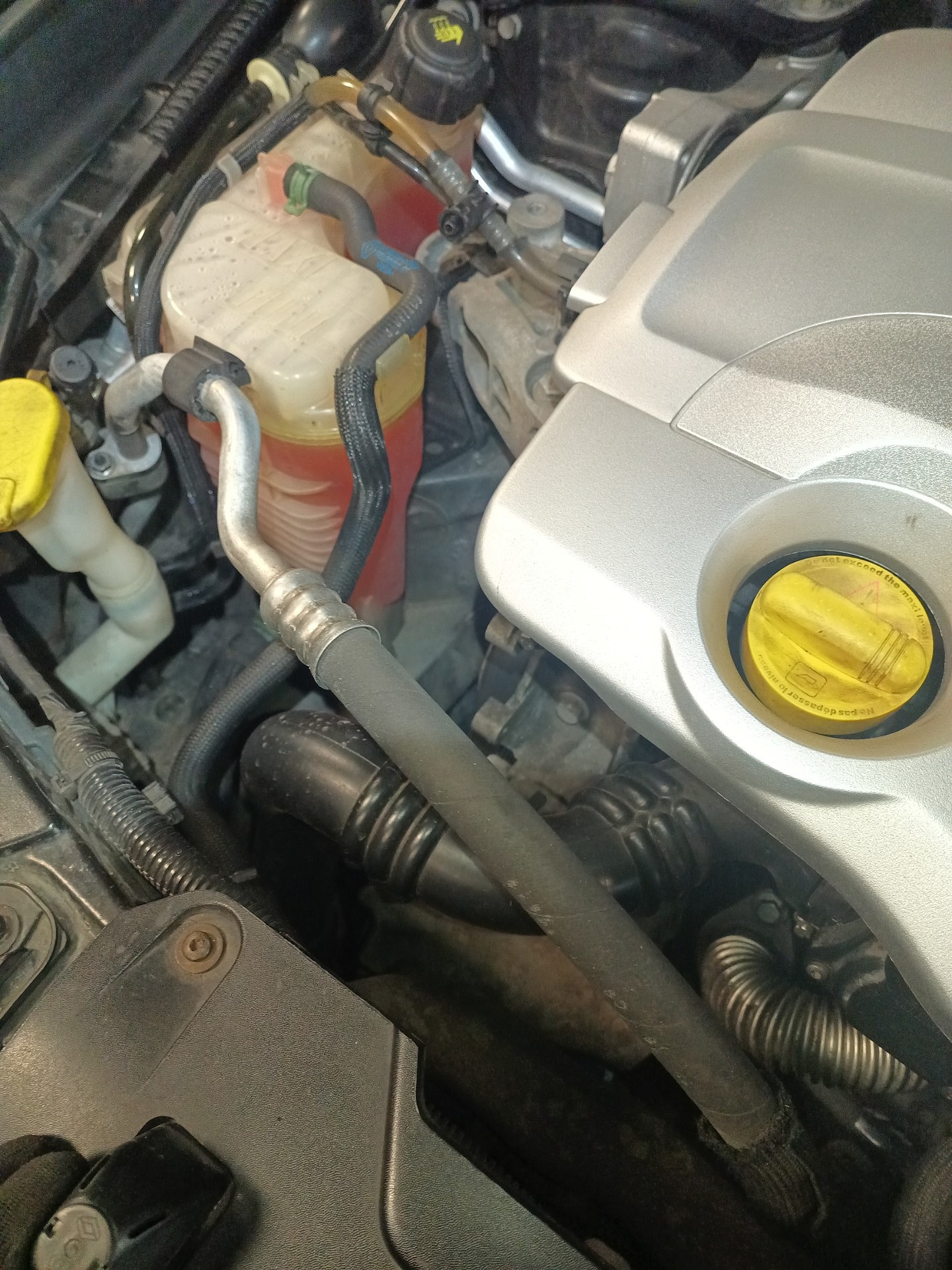 Informacja o wymianie rozrządu - RENAULT LAGUNA III