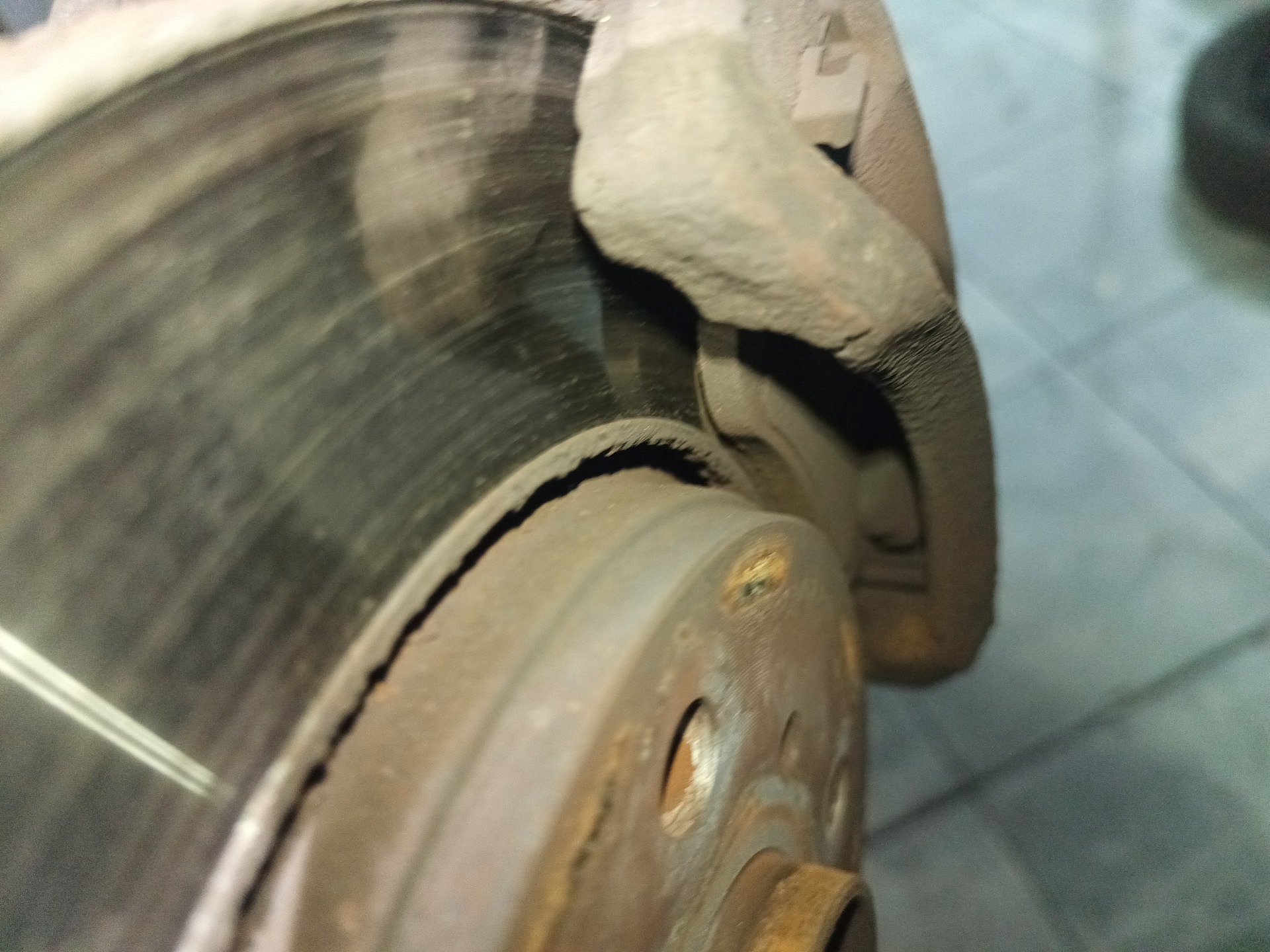 Klocki hamulcowe przedniej osi - TOYOTA AYGO